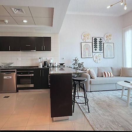 Luxurious 1 Bedroom Apartment In The Dubai Marina! Buitenkant foto