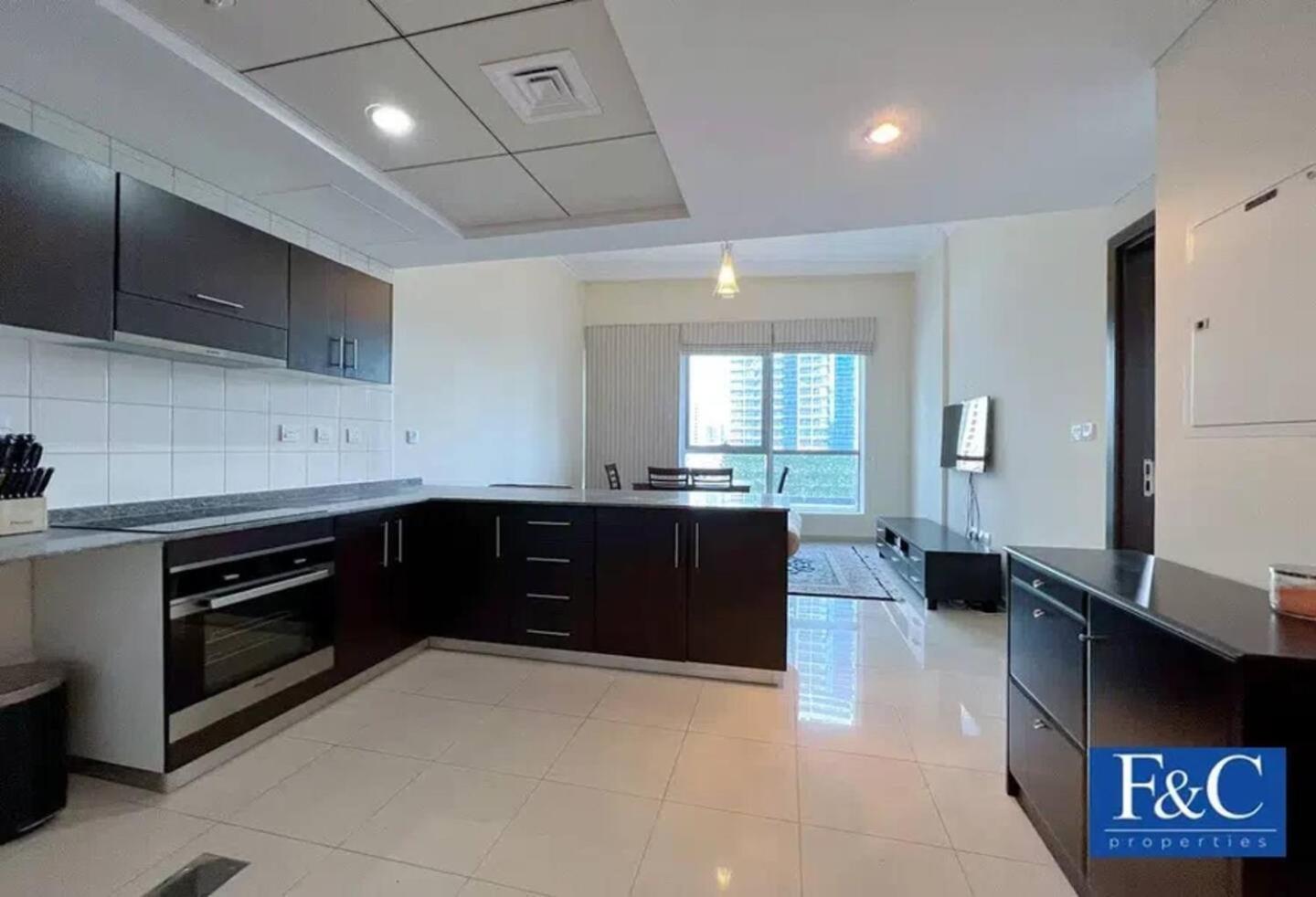 Luxurious 1 Bedroom Apartment In The Dubai Marina! Buitenkant foto