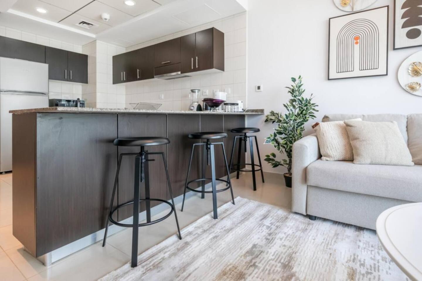 Luxurious 1 Bedroom Apartment In The Dubai Marina! Buitenkant foto